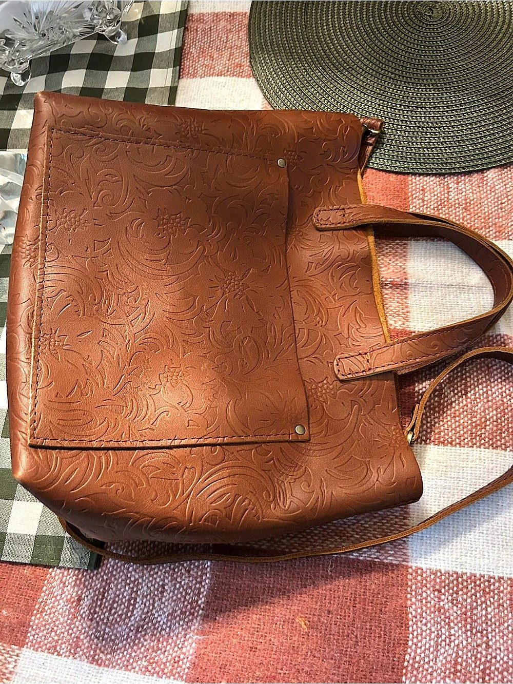 Portland Leather Medium Crossbody tote Meadow - Picture 8 of 8